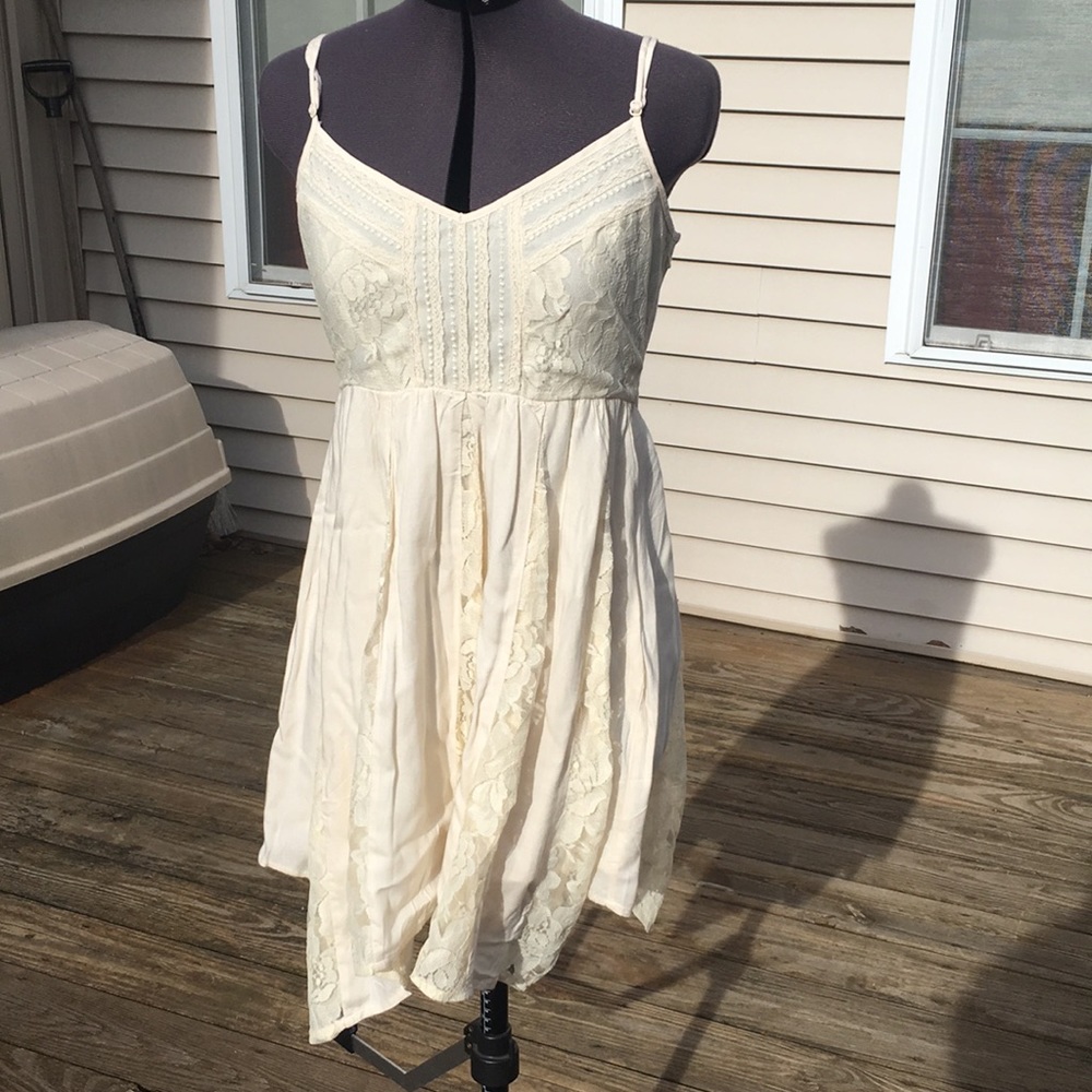 Adorable Flowy Lace Dress